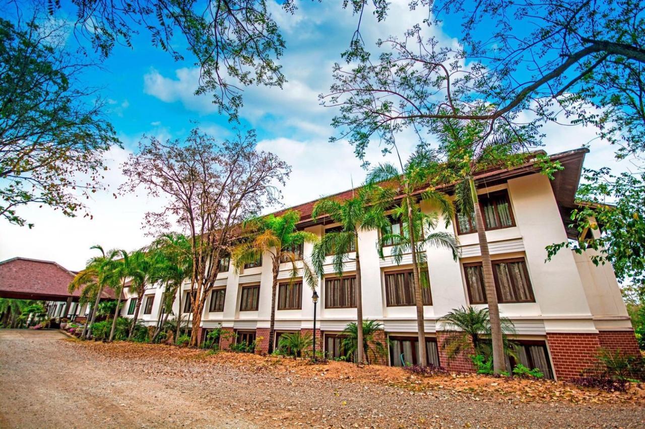 Tak Andaman Resort&Hotel Exterior foto